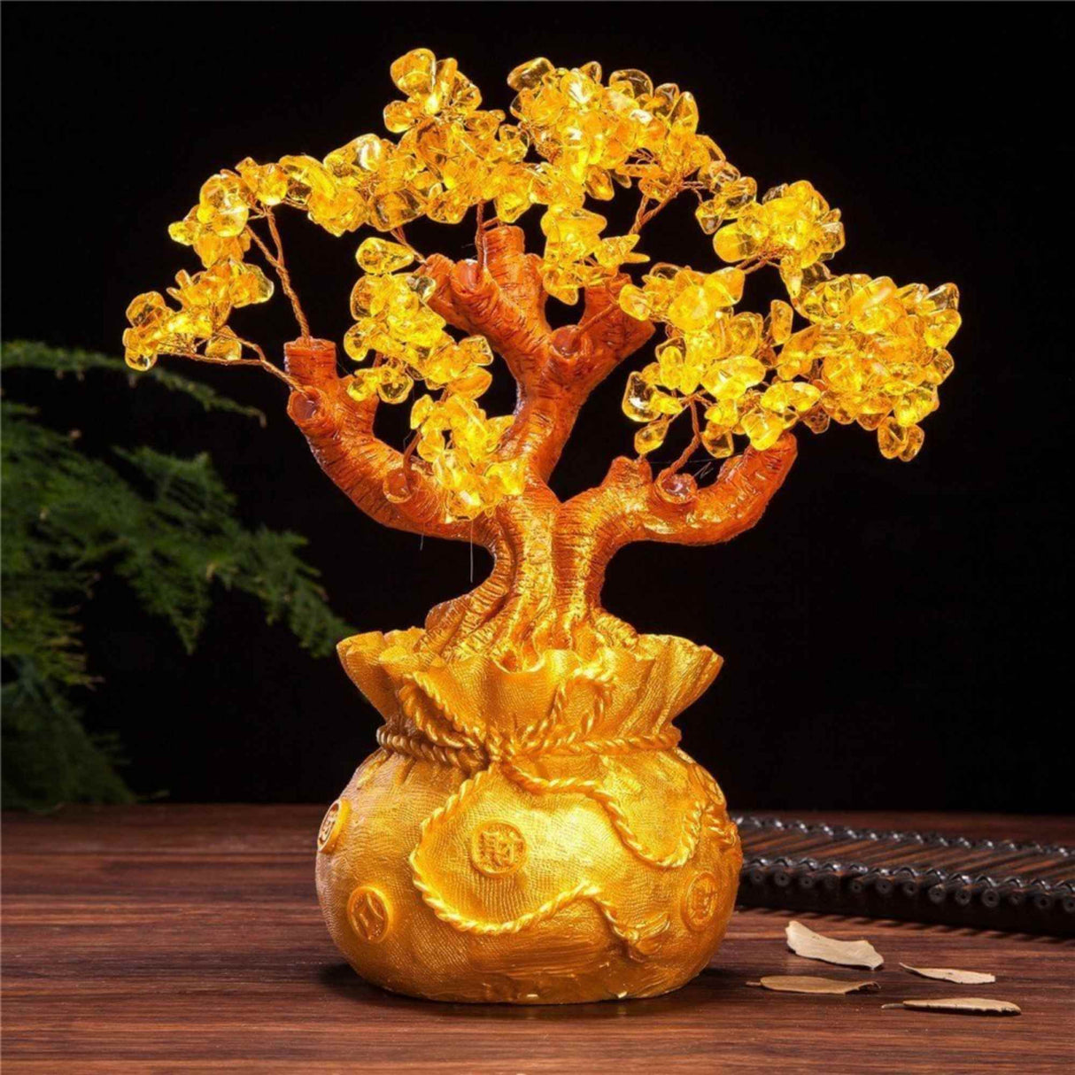 Bonsai cu cristale naturale citrin, supranumit "copacul banilor" - Copacelul cu inaltimea de 25 cm reprezinta cadoul perfect pentru prosperitate, succes, energie pozitiva