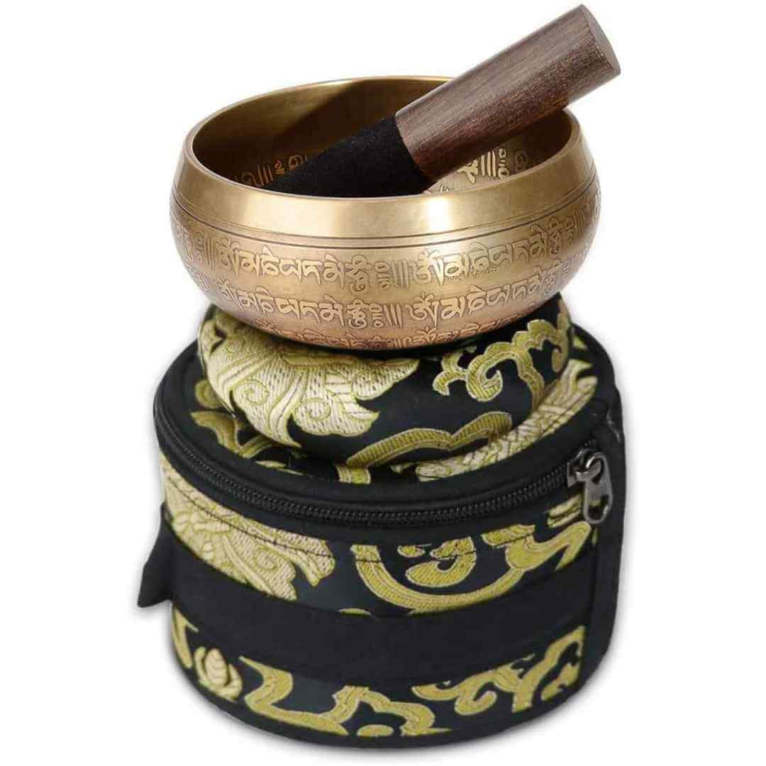 Set bol Tibetan de meditatie 13 cm gravura mantra, batut manual, sunet pentru yoga, vindecare chakre si meditatie Zen, cu ciocan din piele si perna de matase