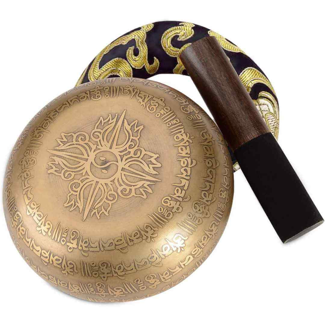 Set bol Tibetan de meditatie 13 cm gravura mantra, batut manual, sunet pentru yoga, vindecare chakre si meditatie Zen, cu ciocan din piele si perna de matase