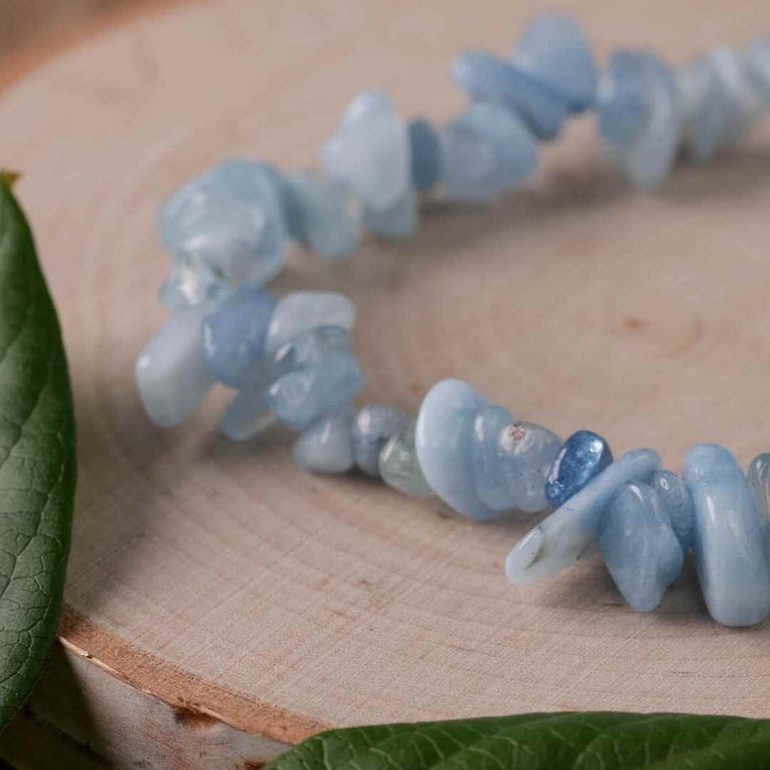 Bratara din pietricele naturale Acvamarin -  Bijuterie cu snur elastic