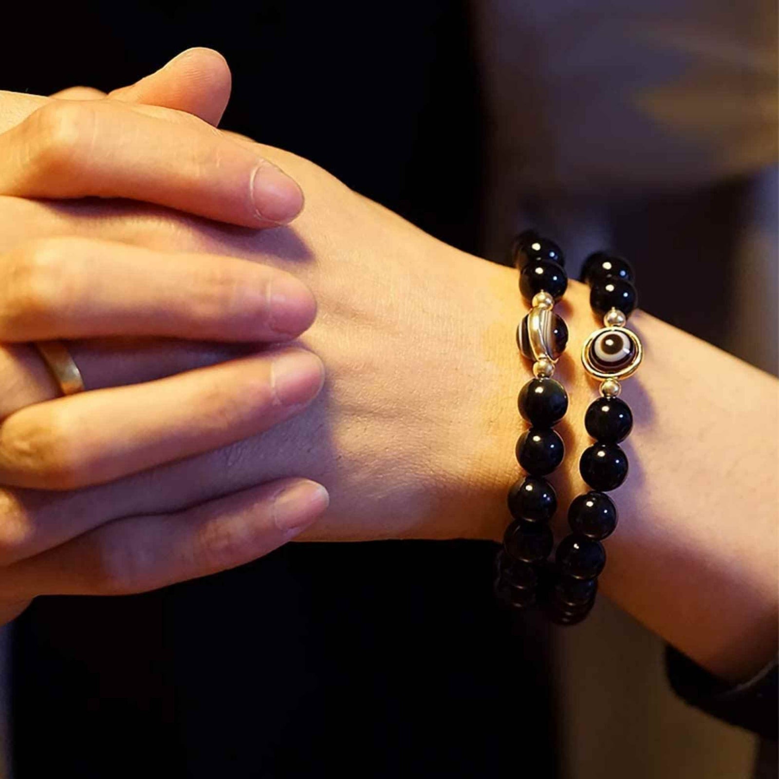 Bratara din obsidian negru si ochi natural de agat - bratara feng shui pentru protectie si noroc