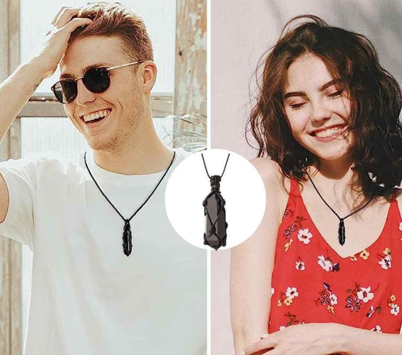 Colier cu cristal vindecator Obsidian Negru, in forma hexagonala dublu varf, infasurat intr-o plasa de franghie neagra ajustabila – pentru protectie, stabilitate si armonie