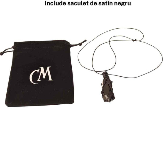 Colier cu cristal vindecator Obsidian Negru, in forma hexagonala dublu varf, infasurat intr-o plasa de franghie neagra ajustabila – pentru protectie, stabilitate si armonie