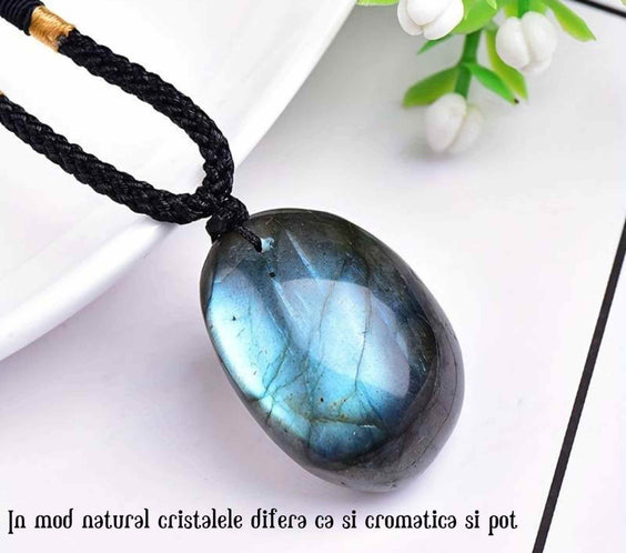 Colier cu Pandantiv Ovoidal din Labradorit Natural 3-4 cm pentru Meditatie, Protectie