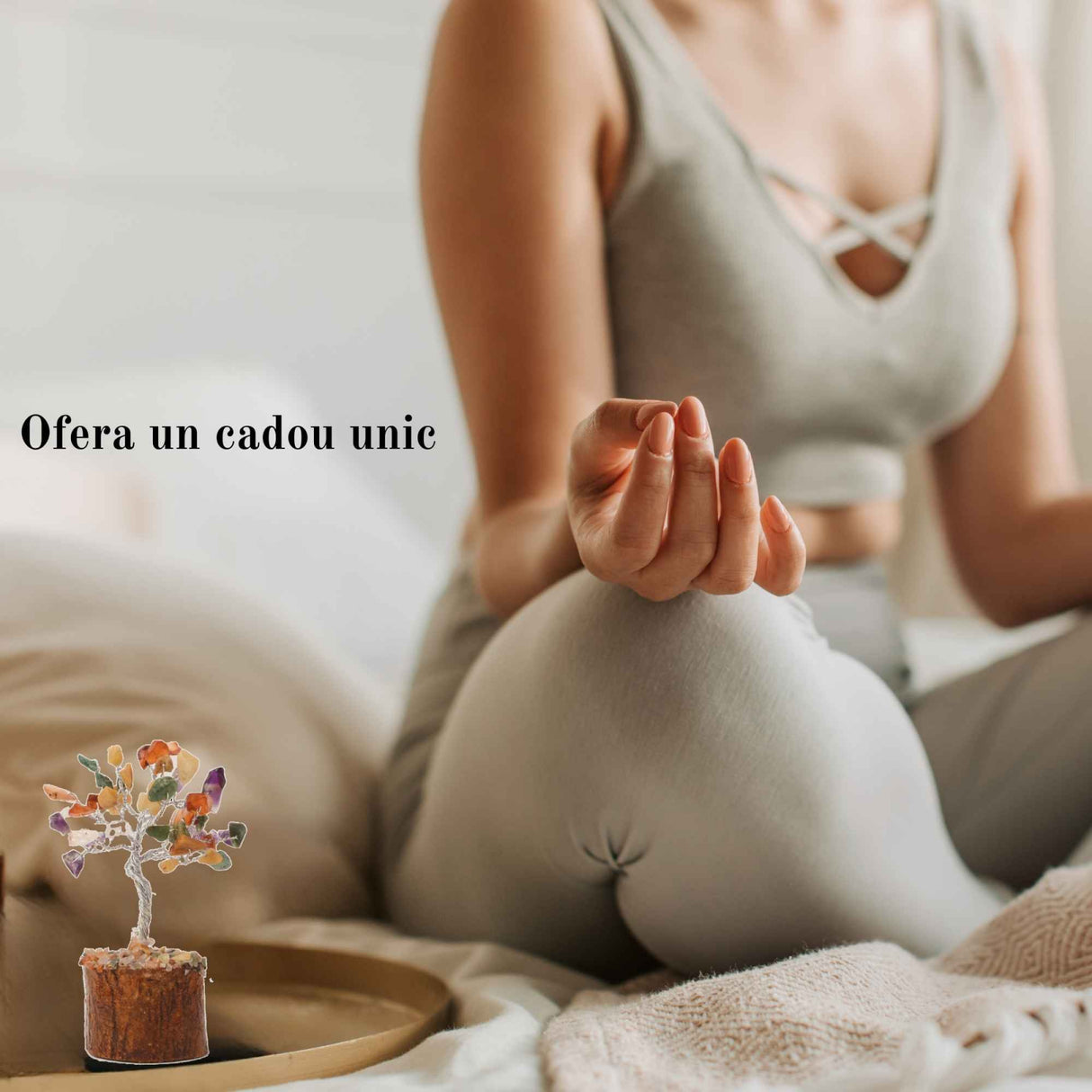 Mini Copacel 10-11 cm cu 5 pietre semipretioase mixte si baza din lemn - Simbolizeaza stabilitate, abundenta, prosperitate