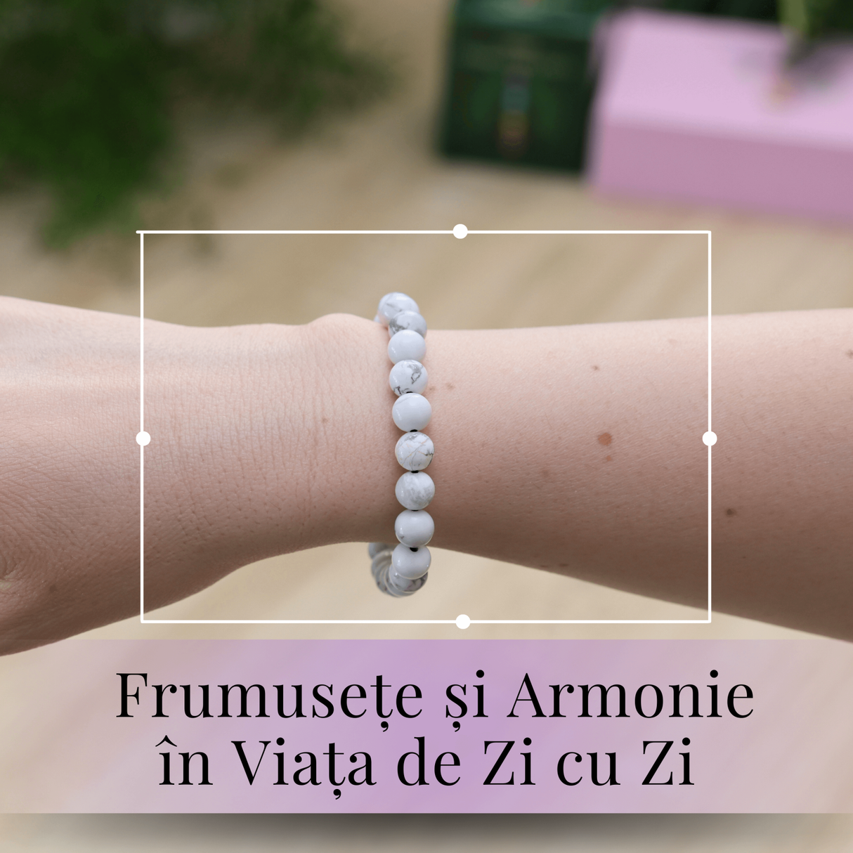 Bratara Elastica cu Margele Naturale de 8mm din Howlita