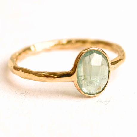 Inel argint 925 placat cu aur 18K si Kyanit verde menta fatetat – Echilibru si incredere