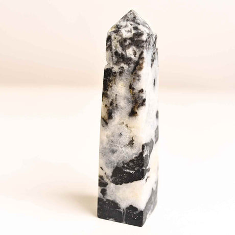 Turn din Jasp Zebra cu Druzy – Echilibru intre lumina si umbra