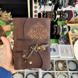 Jurnal Vintage din Piele cu Busola - Jurnal Antic Manual Legat cu Hartie Cu Margine Neregulata, Caiet din Piele pentru Schite si Desene