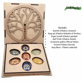 Set Complet cu 7 Pietre Chakra in Forma Ovala, Gravate cu Simboluri Reiki si Pastrate in Cutie din Lemn Natural - Cristale Terapeutice pentru Protectie, Meditatie si Energie Pozitiva