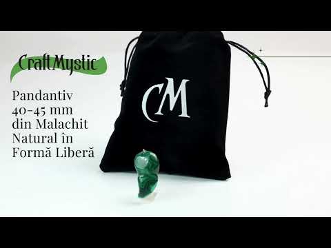 Pandantiv Unic 40-45 mm din Malachit Natural Forma Libera