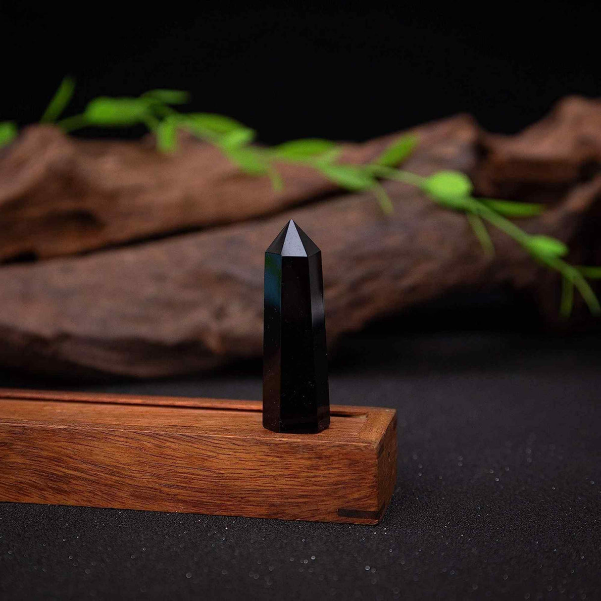 Turn de 9-10 cm din cristal semipretios vindecator hexagonal Obsidian - Obelisc pentru meditatie